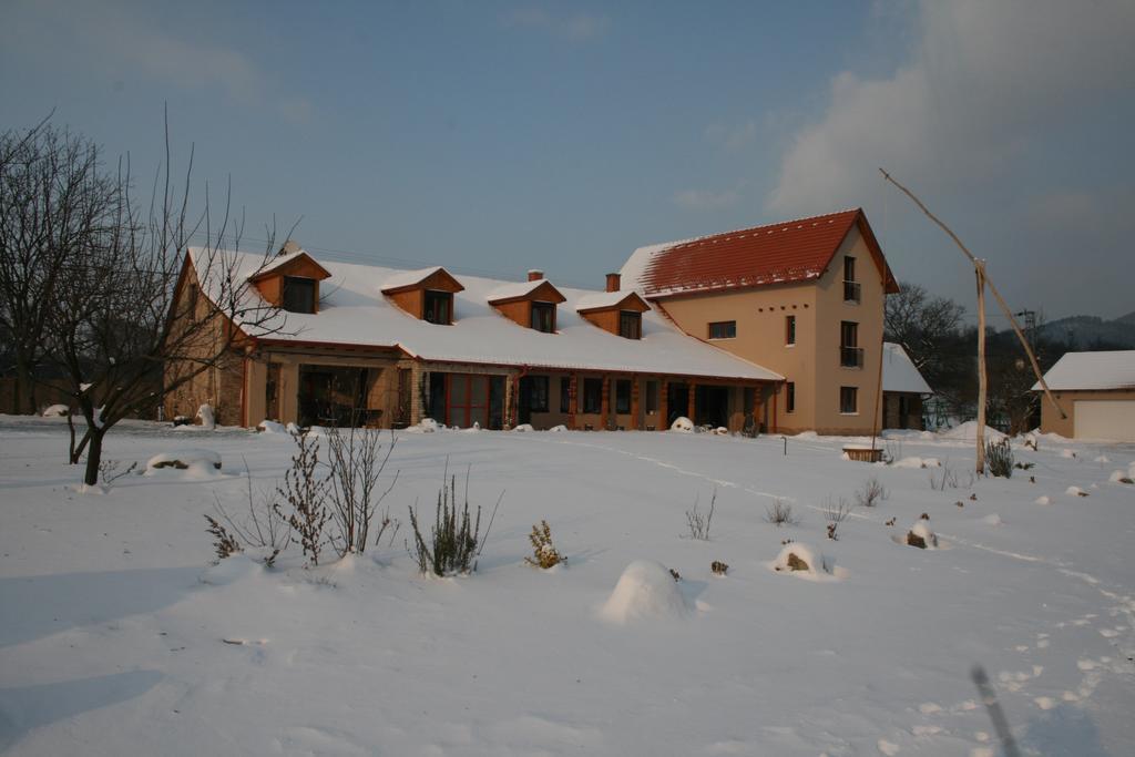 Malomdűlő Farmház Pilisborosjenő Exterior foto