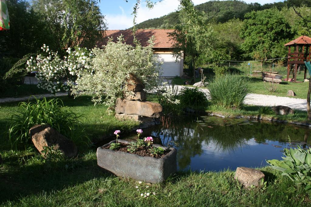 Malomdűlő Farmház Pilisborosjenő Exterior foto